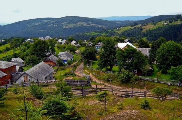 Село Мікулічин