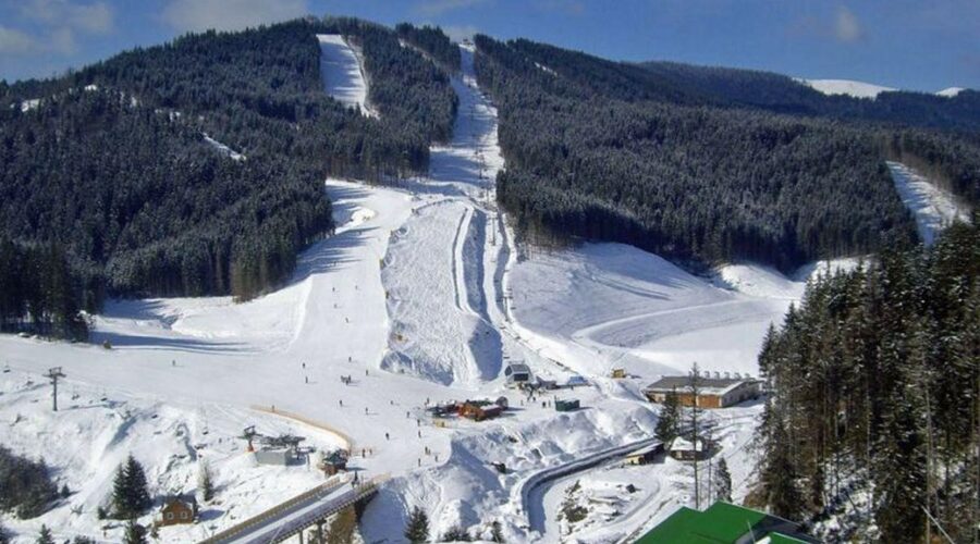 Зимові розваги у Татарові