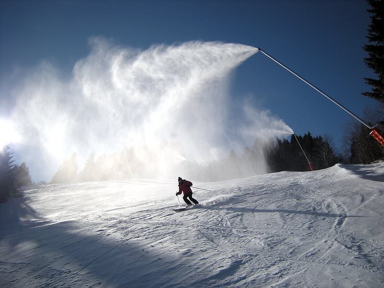 Лижник в горах