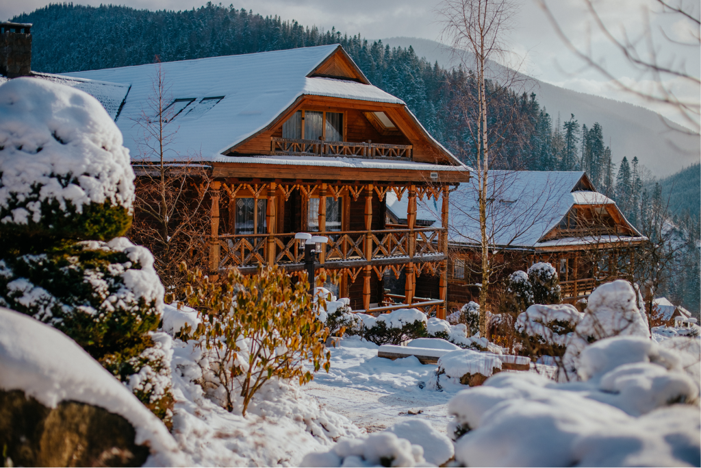 Готель Коруна взимку